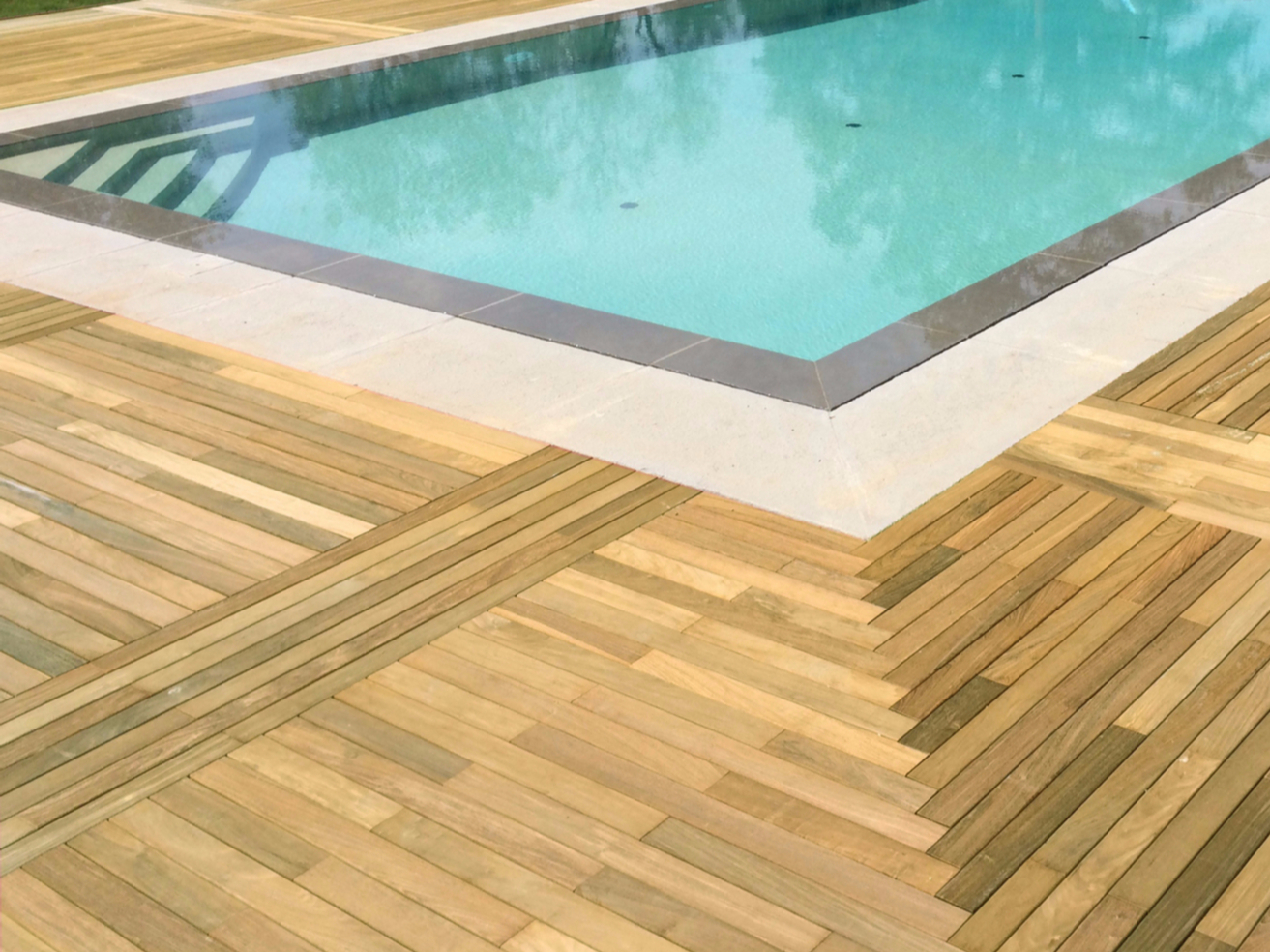 Parquet piscina
